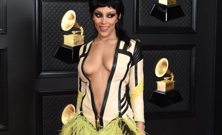 Doja Cat in Roberto Cavalli ph.-@recordingacademy